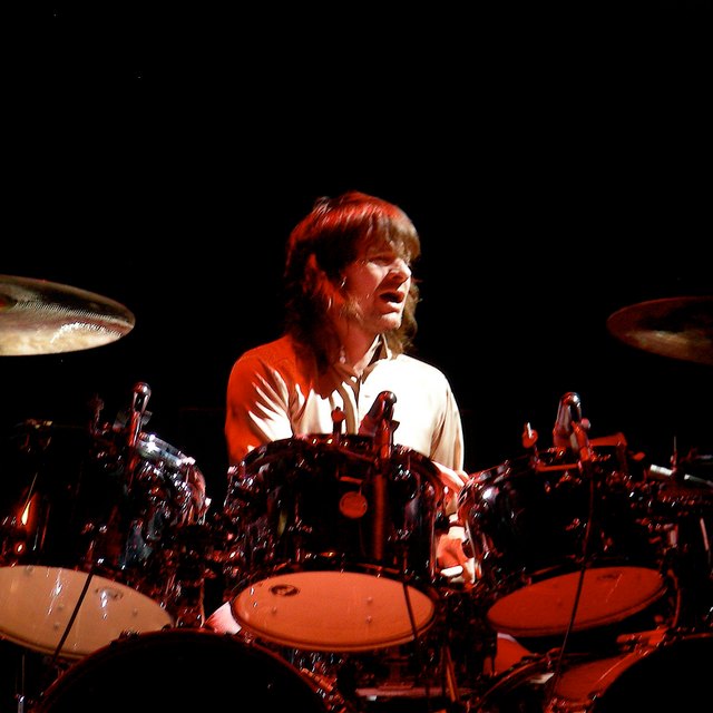 Zak Starkey — Drums, former Oasis member